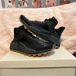 Adidas Human Race “Now is her time” Hu Trail